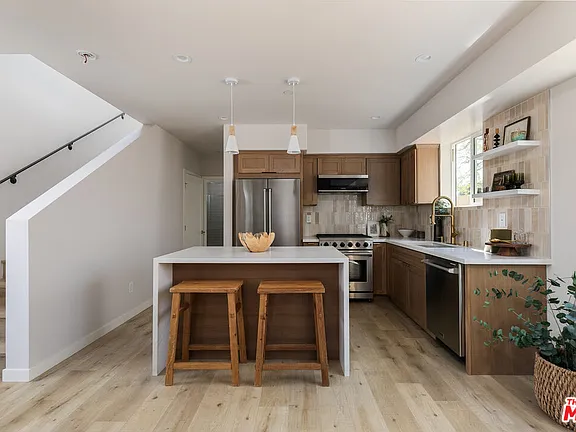 Residential, Single Family Residence