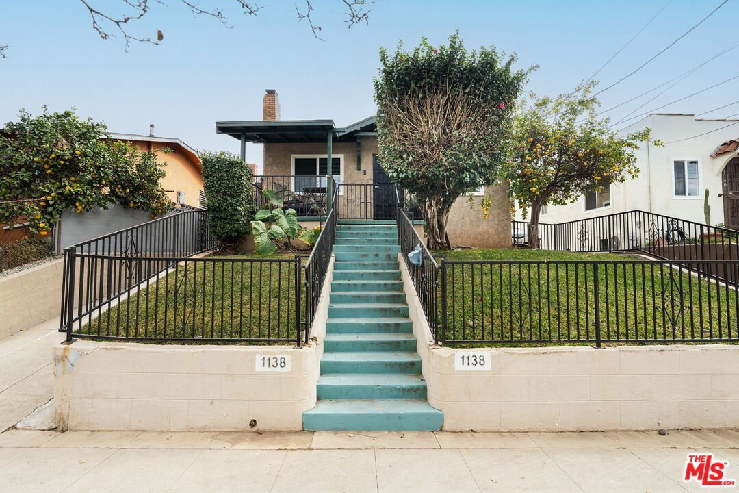 2 Bedroom apartment for Sale, 1138 S Concord St.