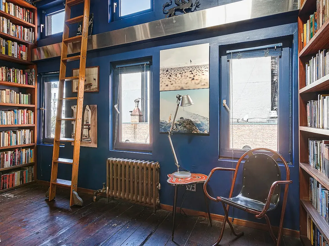 Beautiful home, built in 1851 and renovated in 1979
