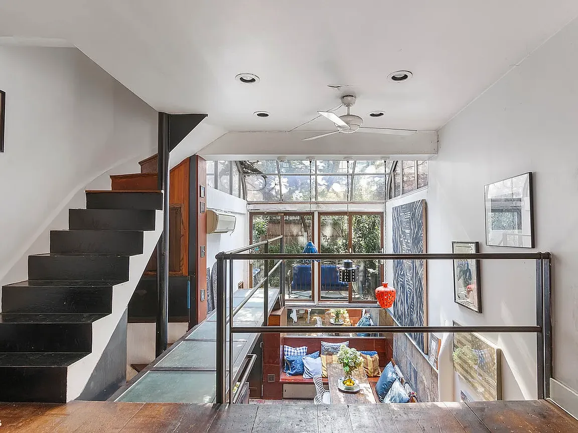 Beautiful home, built in 1851 and renovated in 1979