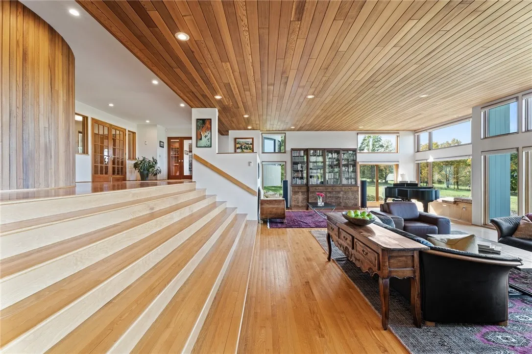Newly Renovated Contemporary Home